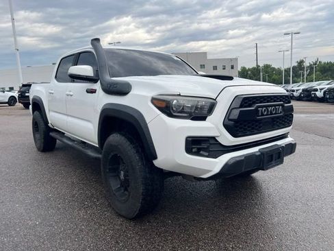 Used 2019 Toyota Tacoma TRD Pro w/ Desert Air Intake Package AWD/4WD image 8