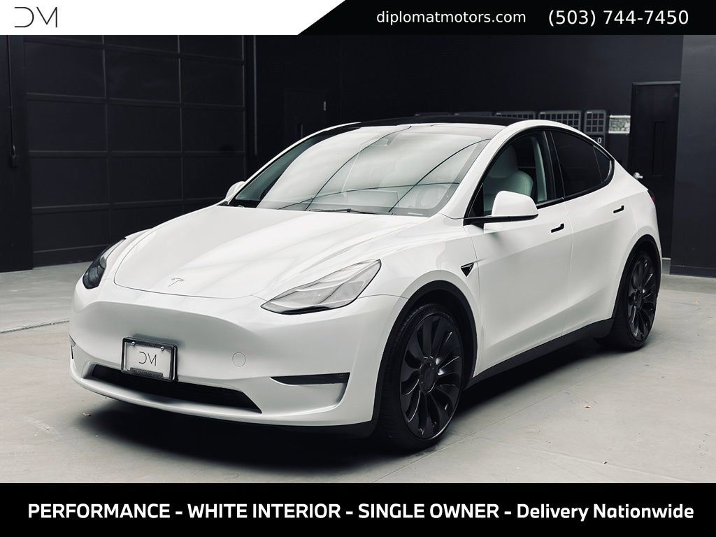 Used 2023 Tesla Model Y Performance AWD/4WD image 1