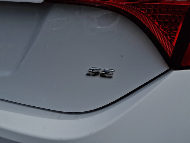Used 2018 Toyota Corolla SE FWD image 31