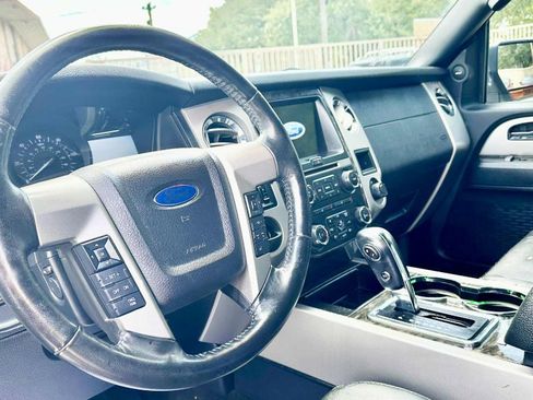 Used 2016 Ford Expedition Limited image 11
