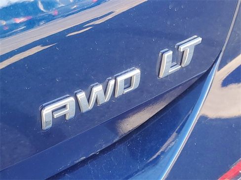 Used 2023 Chevrolet Equinox LT w/ LPO, Floor Liner Package image 7