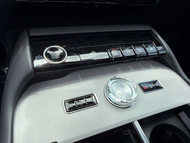 New 2027 Lincoln Navigator L Reserve w/ Jet Appearance Package RWD image 32