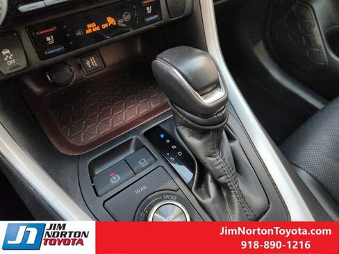 Used 2023 Toyota RAV4 Limited AWD/4WD image 22