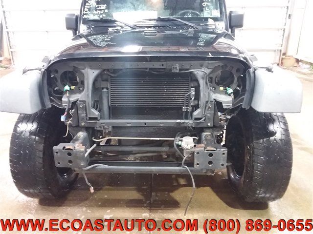 Used 2013 Jeep Wrangler Unlimited Sport w/ Connectivity Group AWD/4WD image 15