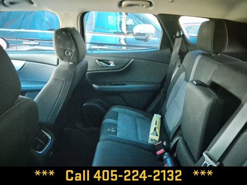 Used 2024 Chevrolet Blazer LT FWD image 18