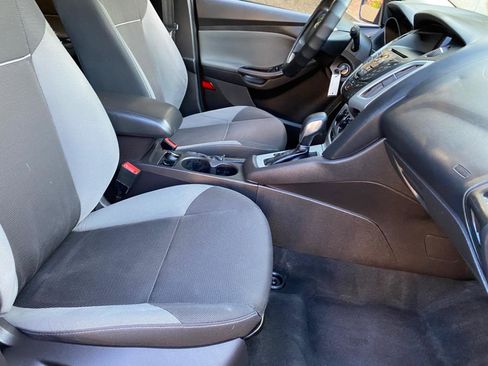 Used 2014 Ford Focus SE image 50