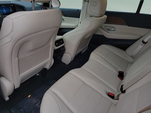 Used 2022 Mercedes-Benz GLE 350 4MATIC image 9