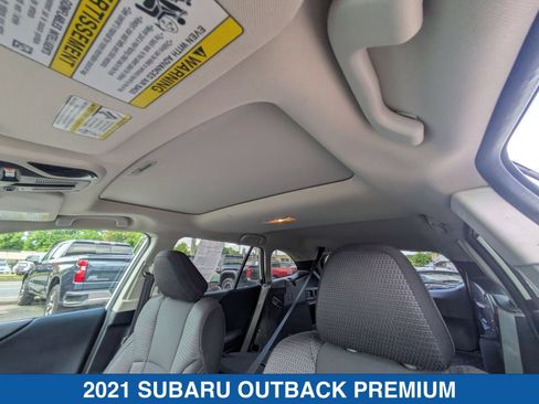 Used 2021 Subaru Outback Premium AWD/4WD image 29