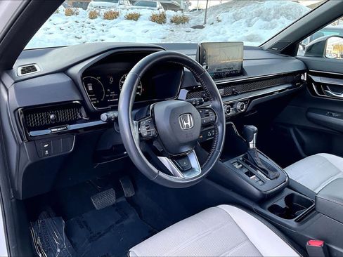 Used 2023 Honda CR-V Sport Touring image 17