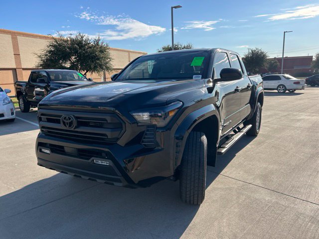 Used 2024 Toyota Tacoma SR5 AWD/4WD image 8