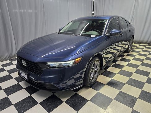 Used 2024 Honda Accord EX image 1