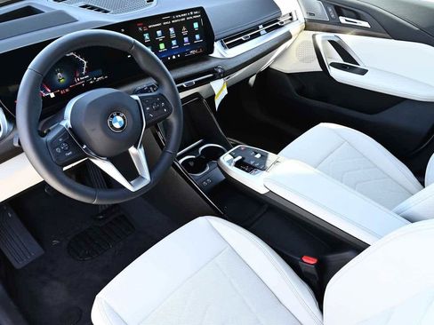 New 2026 BMW X1 xDrive28i w/ Technology Package image 8