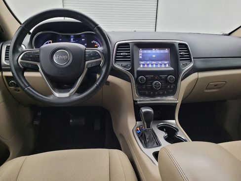 Used 2019 Jeep Grand Cherokee Laredo image 22