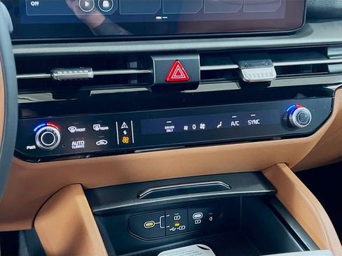 New 2026 Kia Sportage X-Line image 15