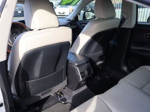 Used 2014 Lexus ES 350 w/ Premium Package image 21