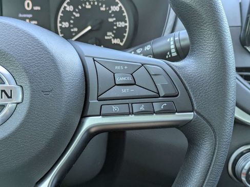 Used 2022 Nissan Altima 2.5 S FWD image 22