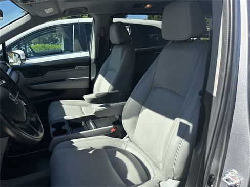 Used 2024 Honda Odyssey EX-L image 13