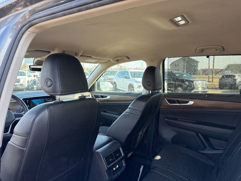 Used 2024 Volkswagen Atlas SE FWD image 34