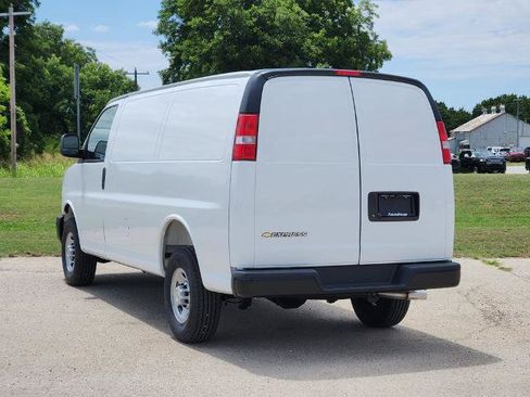 New 2026 Chevrolet Express 2500 w/ Driver Convenience Package RWD image 3