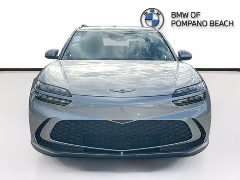 Used 2025 Genesis GV60 RWD image 2