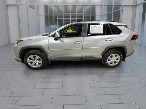 Certified 2019 Toyota RAV4 LE image 5