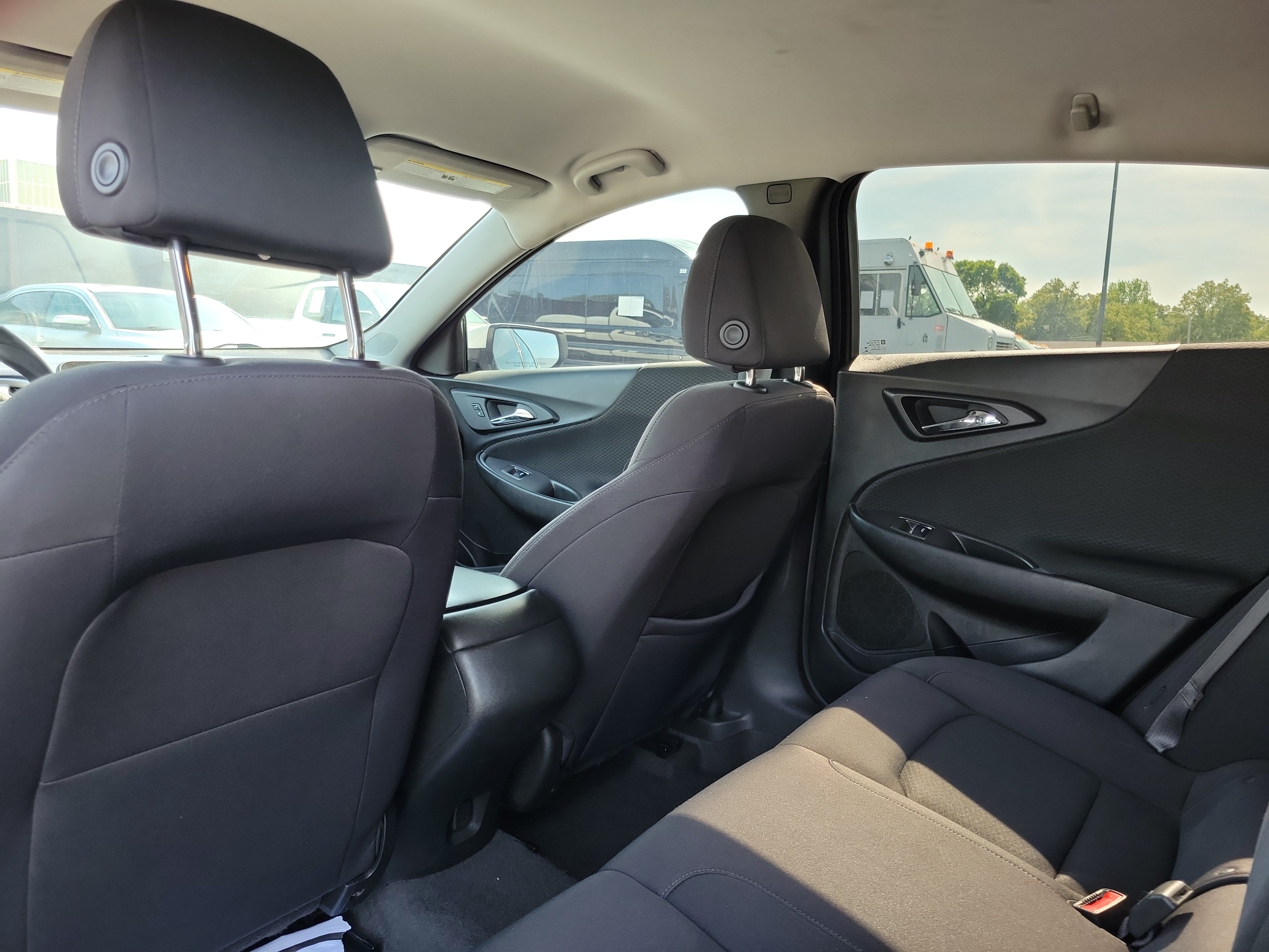 Used 2024 Chevrolet Malibu LS FWD image 14