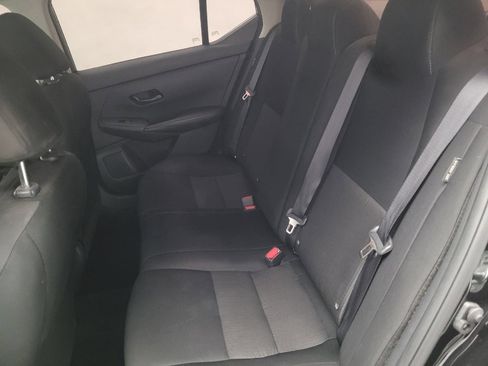 Used 2025 Nissan Sentra SV FWD image 18