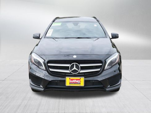 Used 2017 Mercedes-Benz GLA 250 4MATIC image 2