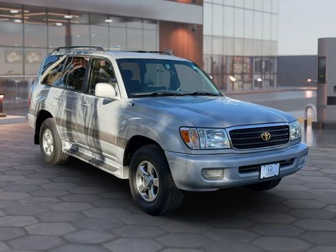 Used 2002 Toyota Land Cruiser image 8