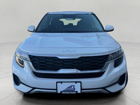 Used 2023 Kia Seltos LX image 4