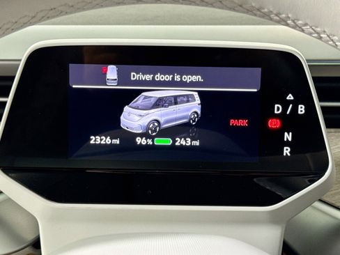 Used 2025 Volkswagen ID. Buzz 1st Edition image 12
