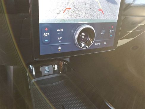 Used 2024 Ford Mustang Mach-E Select image 21