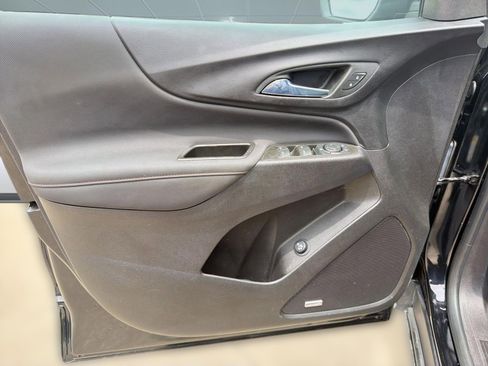Used 2024 Chevrolet Equinox RS w/ RS Leather Package FWD image 13