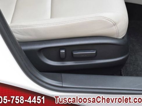 Used 2017 Honda Accord Touring image 22