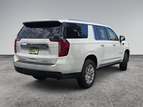Used 2024 GMC Yukon XL SLT w/ SLT Luxury Package AWD/4WD image 5