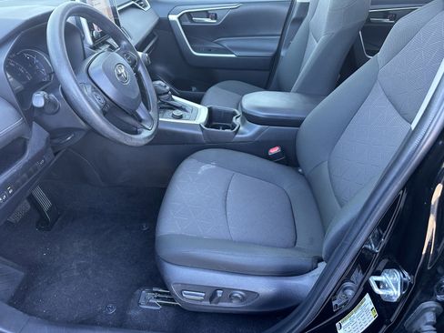 Used 2023 Toyota RAV4 XLE w/ Convenience Package AWD/4WD image 9