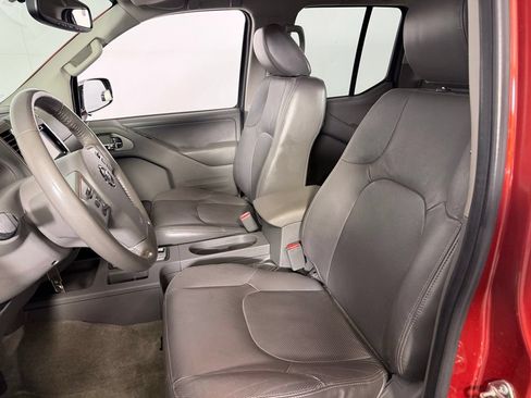 Used 2016 Nissan Frontier SL RWD image 22