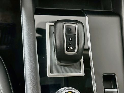 Used 2024 Mitsubishi Outlander SE AWD/4WD image 25