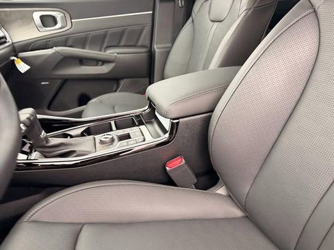 New 2026 Kia Sorento SX AWD/4WD image 9