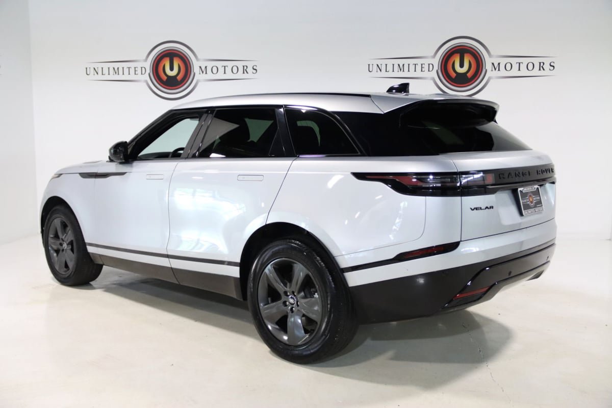 Used 2025 Land Rover Range Rover Velar Dynamic SE AWD/4WD image 3