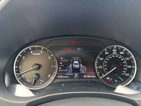 Used 2025 INFINITI QX55 Luxe w/ Cargo Package image 16