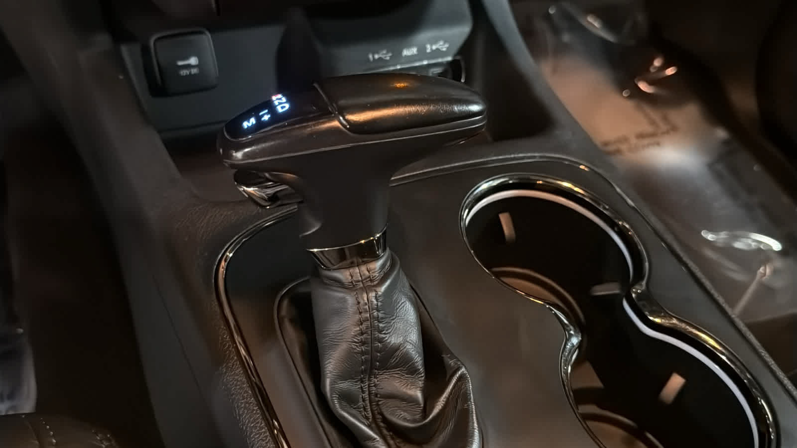 Used 2020 Dodge Durango R/T w/ Blacktop Package AWD/4WD image 17