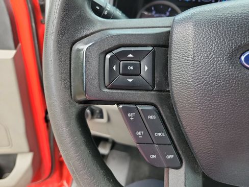Used 2019 Ford F250 XLT w/ Snow Plow Prep Package AWD/4WD image 18
