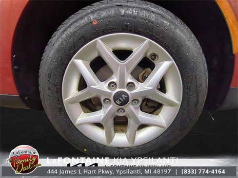 Certified 2021 Kia Soul S image 28