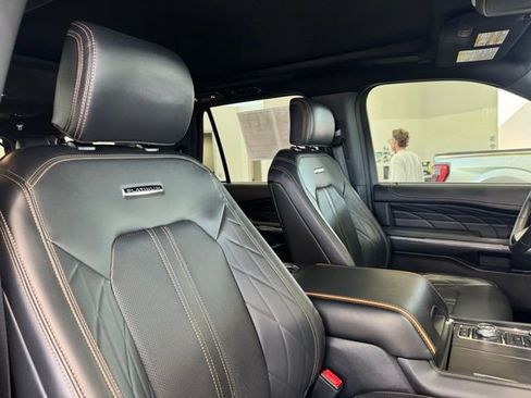 Used 2024 Ford Expedition Max Platinum image 25