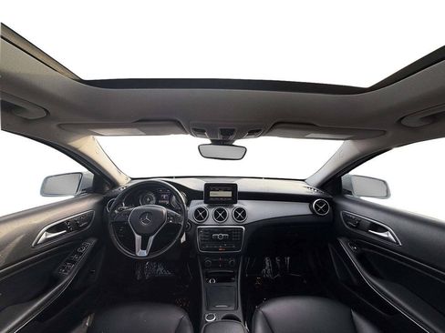 Used 2015 Mercedes-Benz GLA 250 4MATIC image 22