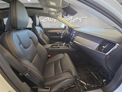 Used 2022 Volvo S90 B6 Inscription w/ Advanced Package image 24