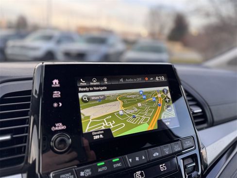 Certified 2024 Honda Odyssey Touring image 27