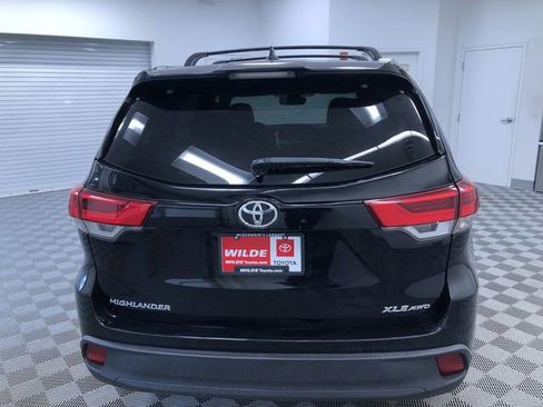 Used 2019 Toyota Highlander XLE image 13