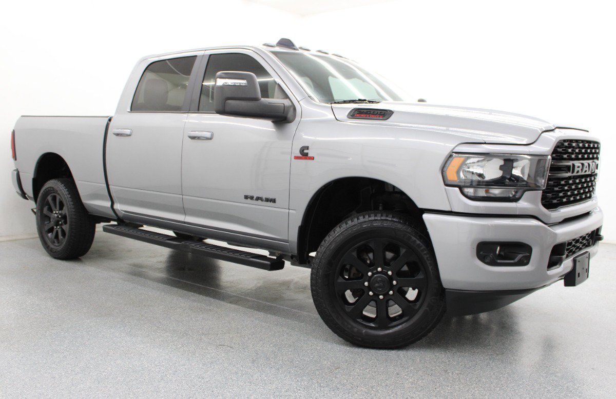 Used 2024 RAM 2500 Big Horn w/ Night Edition AWD/4WD image 1